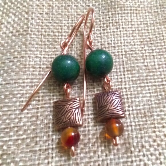 Autumn Alchemy: Copper & Forest Green Dangle Earrings with Russet Agate Warmth - Picture 3 of 7